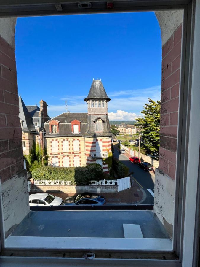Duplex Hyper Centre - 4 Pers - Refait A Neuf Appartement Cabourg Buitenkant foto